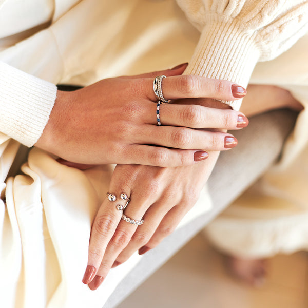 Anel Charlotte Prata