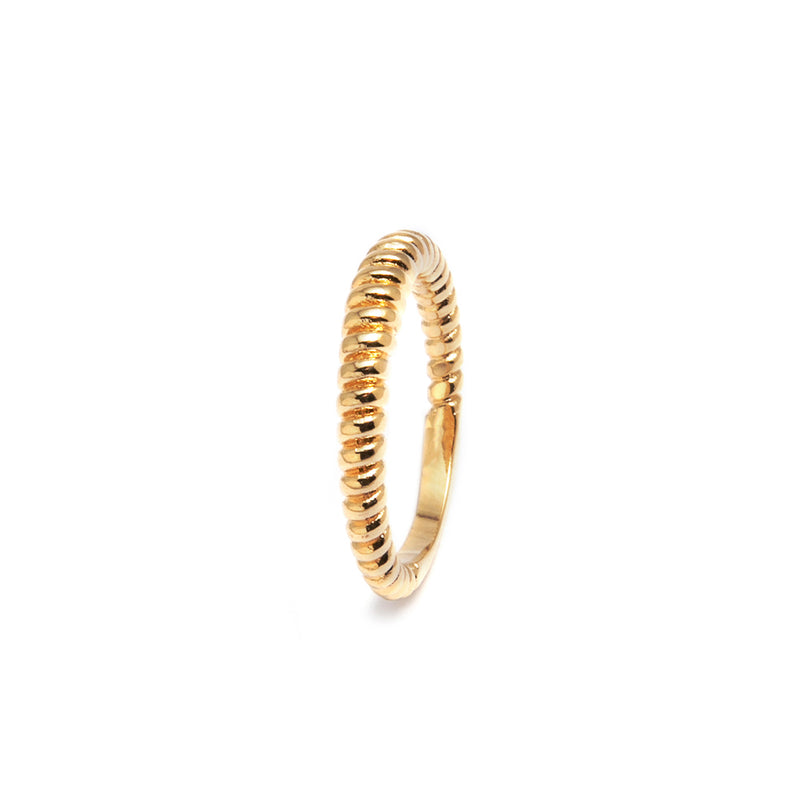 Anel Charlotte Dourado