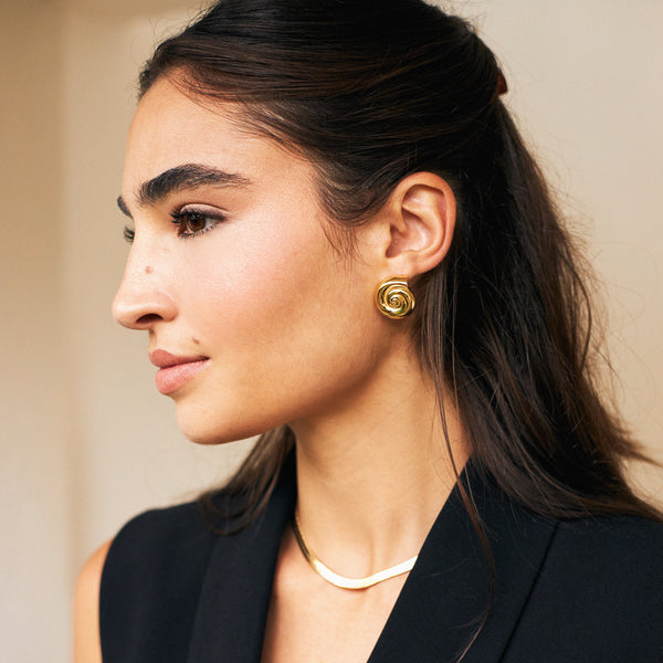 Brinco Celine Dourado