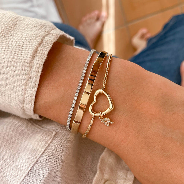Charm Inicial Dourado