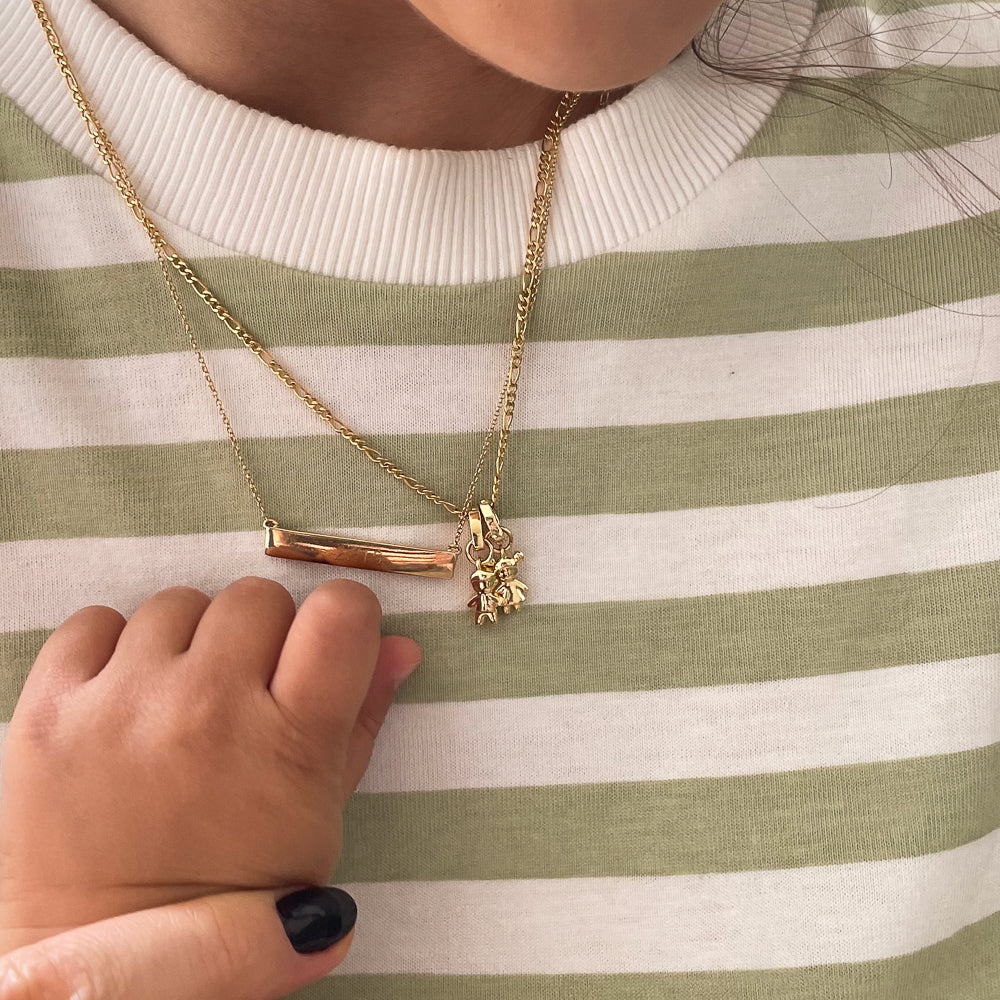 Charm Little Boy Dourado