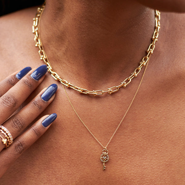Colar Might Dourado