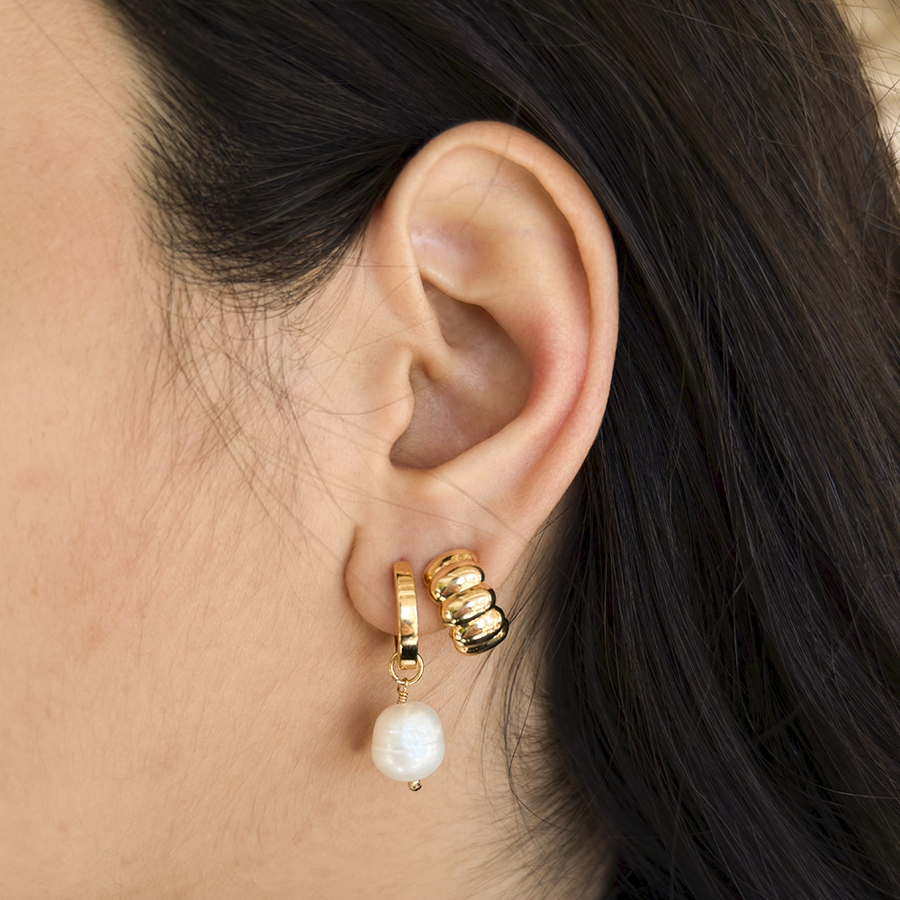 Argola Pearl Dourada