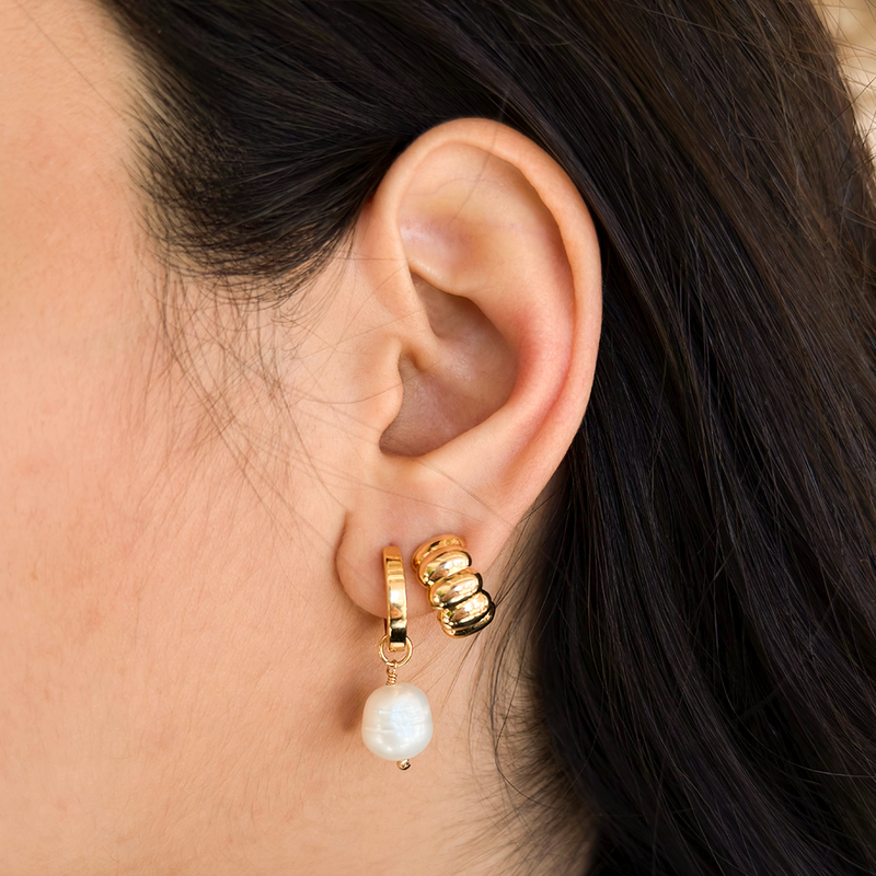 Argola Pearl Dourada