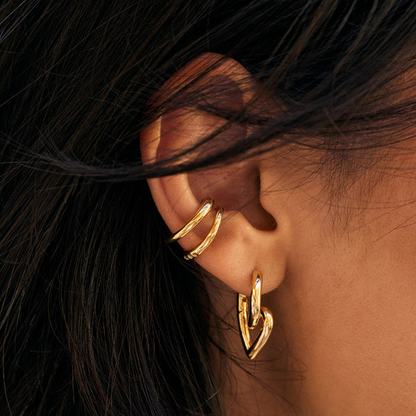 Piercing Lana Dourado